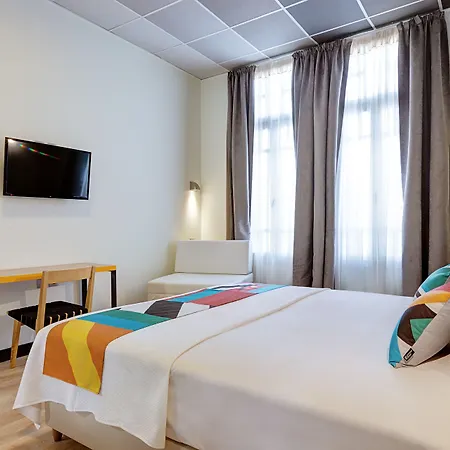 Colors Ladadika Appartement *