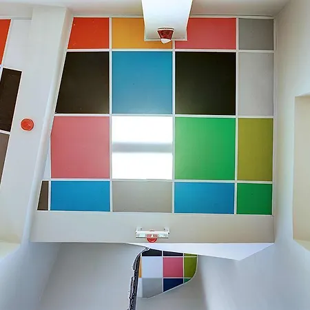 Apartment Colors Ladadika *